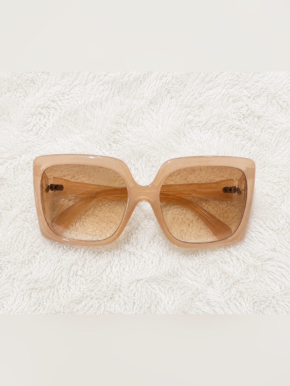 Modern Gradient Butterfly Sunglasses (TAN)